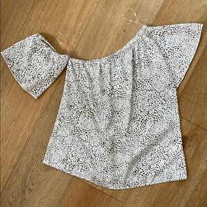 Stylish Off-Shoulder White and Brown Top